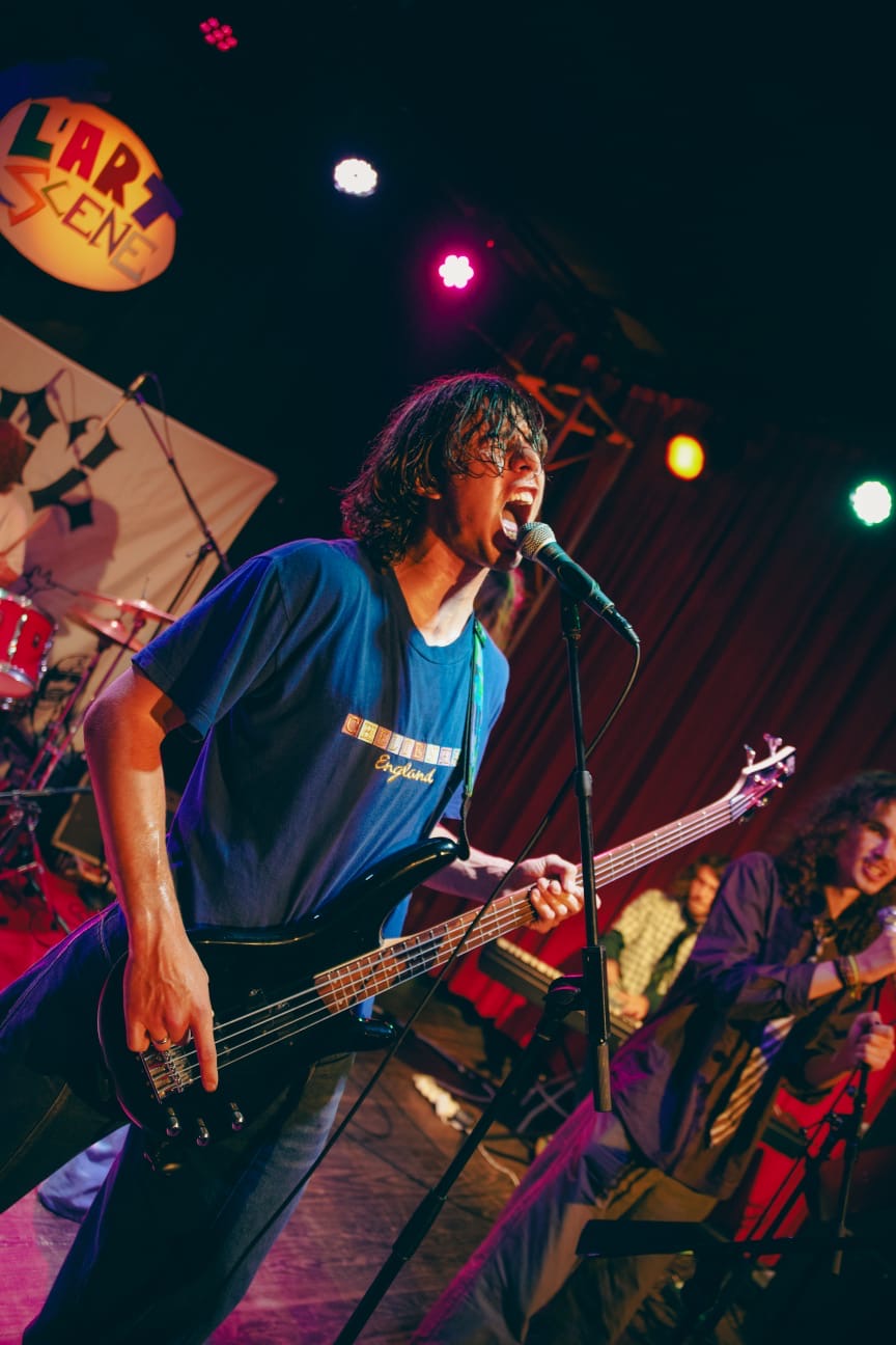 C302 SINGER.jpeg (147 KB)