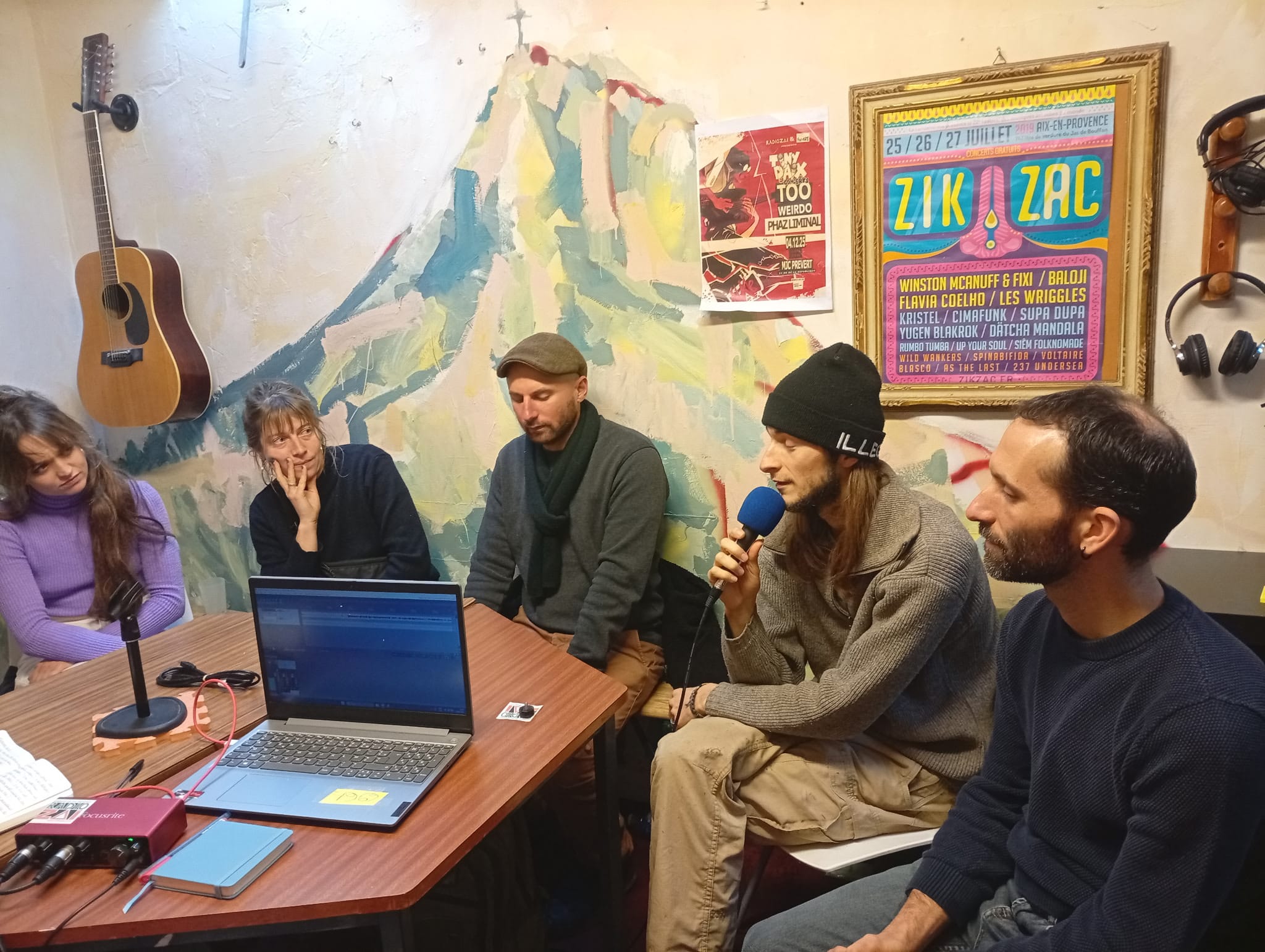 HOLISTIK STUDIO.jpeg (372 KB)