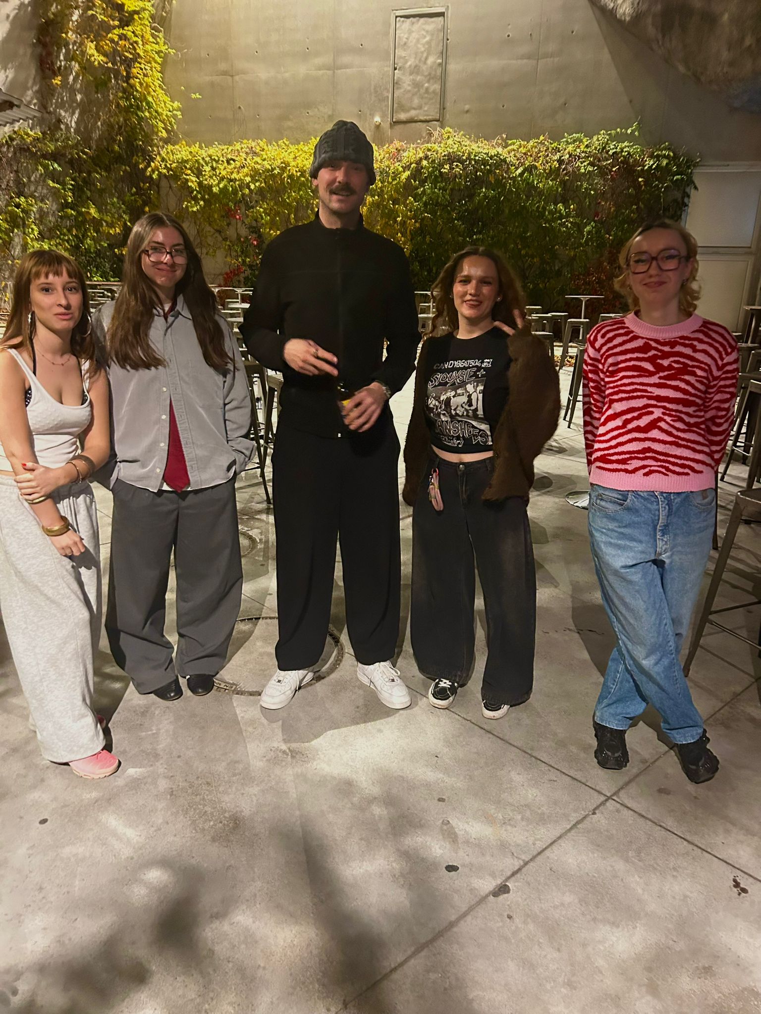 peet group.jpg (460 KB)